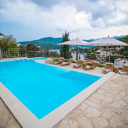 ヴィラ Glamorous Dubrovnik 5 Bedrooms Stikovica Earth Stunning Sea Views Private Pool Stikovica ザトン